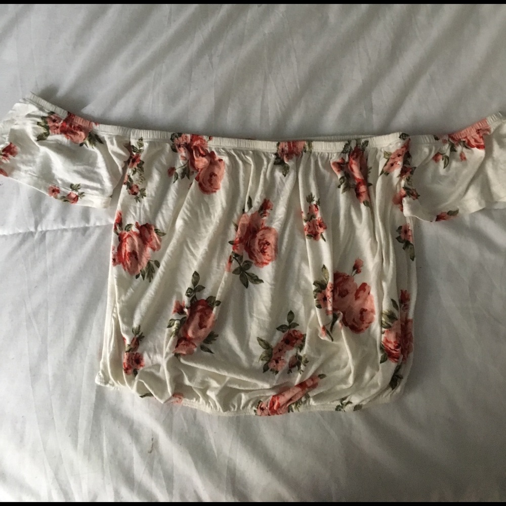 Floral off the shoulder crop top